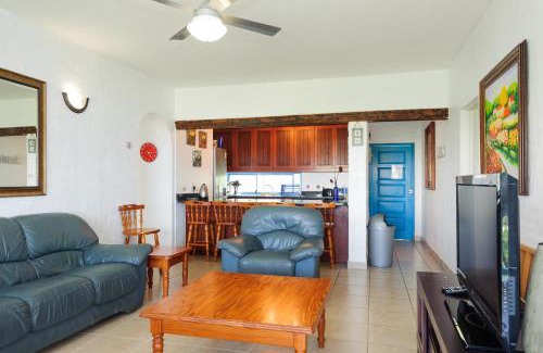 Shaka's Rock Apartment | Santorini Kallisti 16 - Family Only