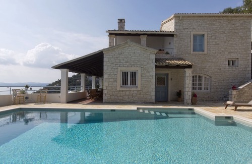Barbati Villa | Sea Breeze Villa with stunning views in Corfu with private path to the beach