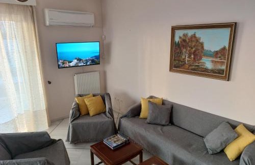 Voula Apartment | Sea view,big and comfortable appartment in Voula