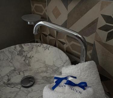 Gialtra Apartment | Sianos apartments