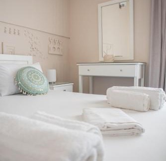 Assos-Lechaio Apartment | Sofia Luxury Apartments