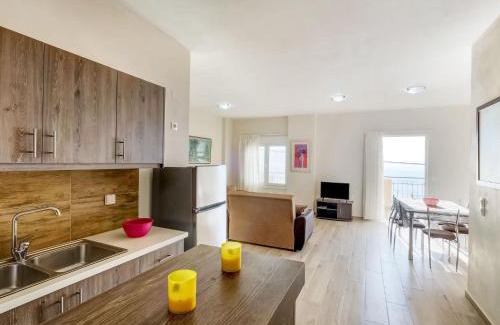 Ravdoucha Apartment | Studio in Ravdoucha with Sea View Balcony