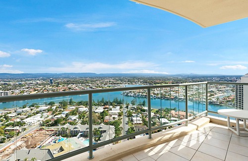 Surfers Paradise Apartment | Surfer Paradise Luxury Apartment Ocean Front Panorama