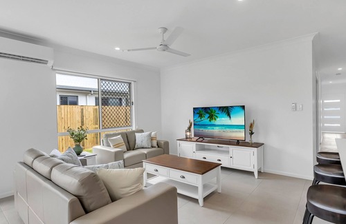 Smithfield House | Sweet home @ Smithfield village