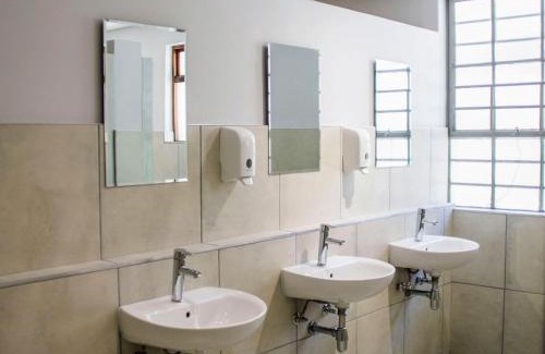 Bo'Kaap Hostel | Table Mountain Inn