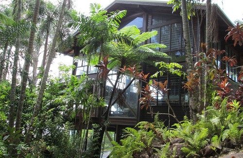 Cow Bay House | The Barn. Daintree holiday house.