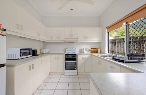 Smithfield House | The Garden Nook Your Cairns Home Away from Home