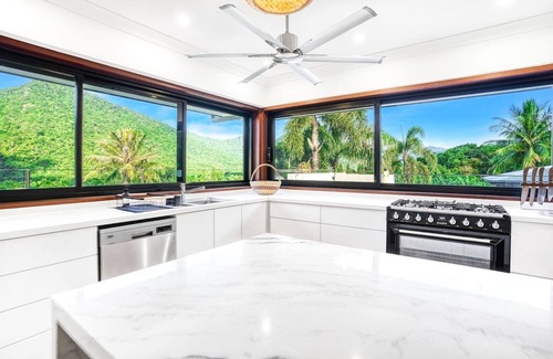 Redlynch Apartment | The Orchard House - Luxury Tropical Villa