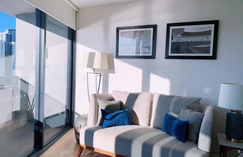 Surfers Paradise Apartment | The Ruby Retreat Surfers