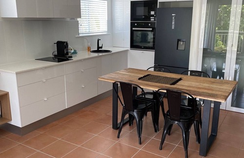 Yorkeys Knob Apartment | The York Beachfront Holiday Apartments
