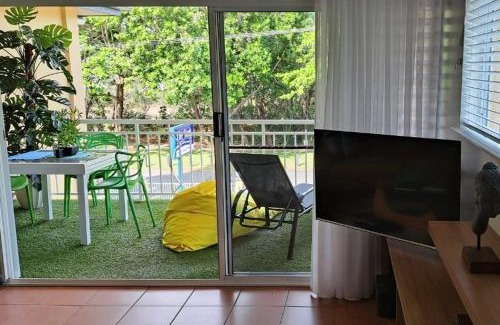 Yorkeys Knob Apartment | The York Beachfront Holiday Apartments