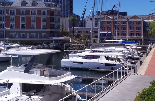 Victoria and Alfred Waterfront Apartment | Three Bedroom Apartment - fully furnished and equipped