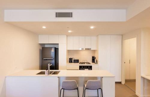 Toowong Apartment | Toowong Central Carpark and Wifi Great value 1BR Apt