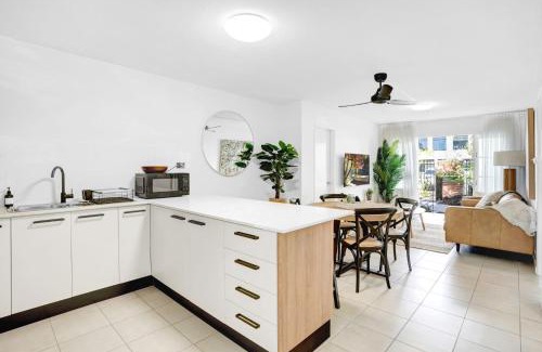 Parramatta Park Apartment | Tropical Terraces