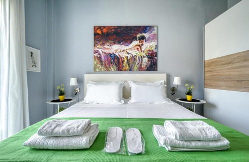 Ampelokipoi Apartment | UltraCareApartments