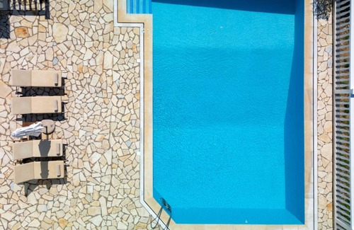 Pondi Villa | Villa ∙ 2 bedrooms ∙ 6 guests