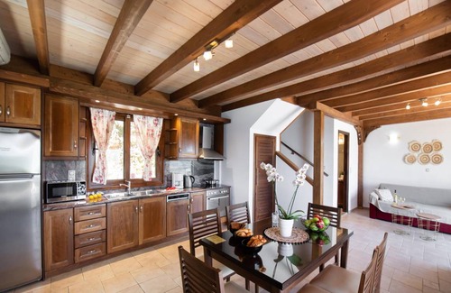 Pondi Villa | Villa ∙ 2 bedrooms ∙ 4 guests