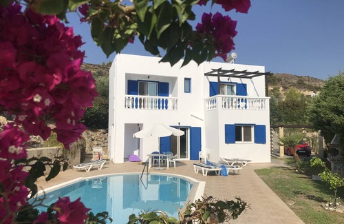 Kalathos House | 🌅 Villa Avouri Kalathos – Peace, Views & Private Pool near Lindos