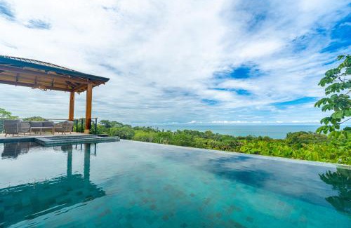 Ballena Villa | Villa del Cielo - by Pura Villas