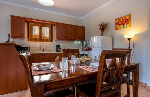 Neromilos Villa | Villa Rose with private pool