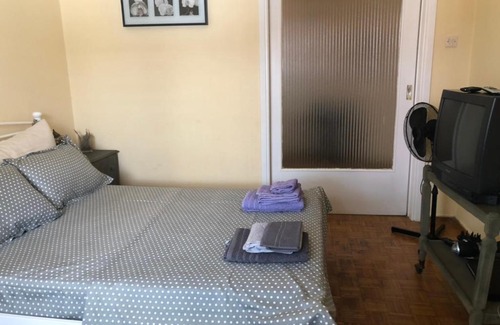 Athens Apartment | Vintage apartment , 700m from metro