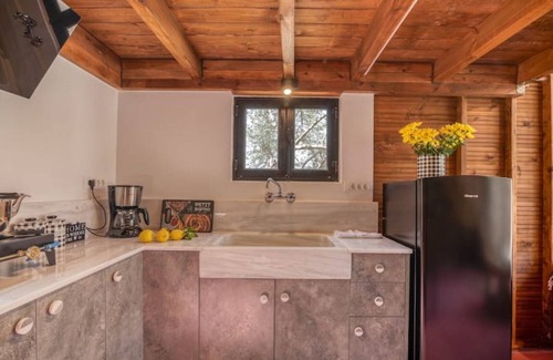 Topolia Ski Chalet | Wooden House Apts