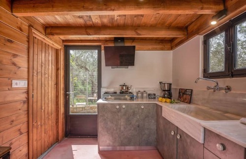 Topolia Ski Chalet | Wooden House Apts