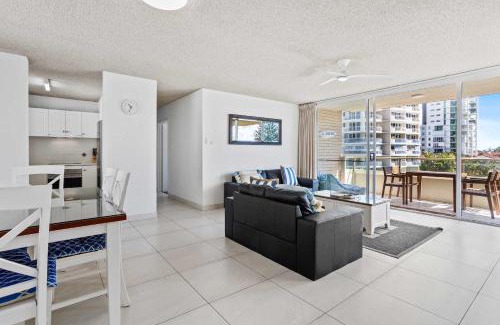 Burleigh Heads Apartment | Wyuna Ocean Views in Burleigh