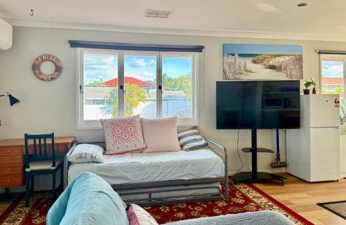 Boondall House | Zen Escape Guest House " Location 1" - Three listings - Romantic Escape, Cozy Delight, Oasis Suite