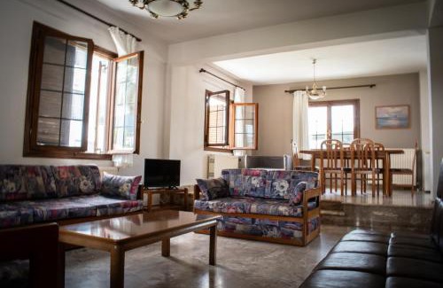 Stavros House | Zeusbnb Villa Anita