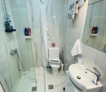 Neapoli-Sykies Apartment | Λαμπερό Διαμέρισμα 1