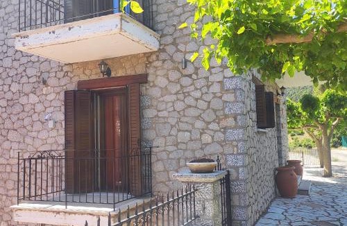 Kyriaki Apartment | Το Πέτρινο