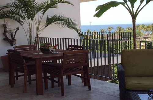 Emiliano Zapata Condo | 1 BLOCK TO BEACH- IN THE HEART OF THE ROMANTIC ZONE!