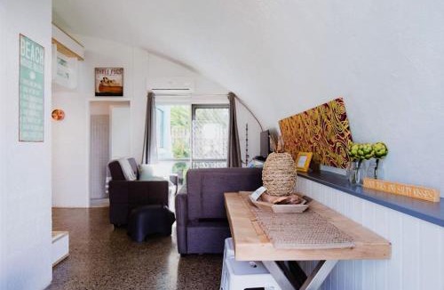 Trinity Beach Apartment | 1 BR Famous Beach-Front Dome at Trinity Beach, Sleeps 4