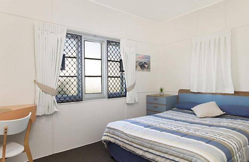 Coolangatta Apartment | 100 m² Apartment ∙ 2 bedrooms ∙ 4 guests