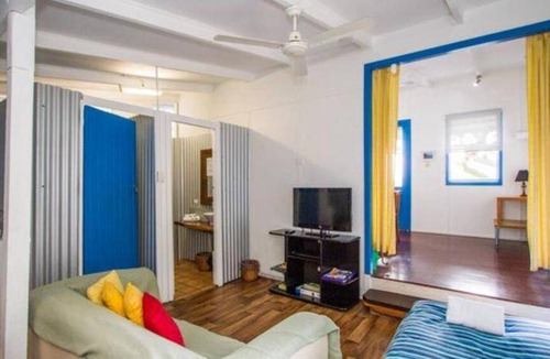 Seventeen Seventy House | 100 m² House ∙ 1 bedroom ∙ 4 guests