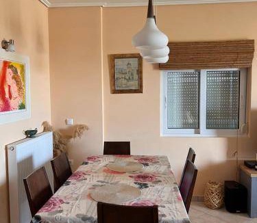 Eretria House | 100 m² House ∙ 3 bedrooms ∙ 6 guests