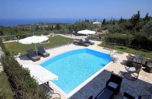 Tsoukaladhes House | 1000 m² House ∙ 2 bedrooms ∙ 4 guests