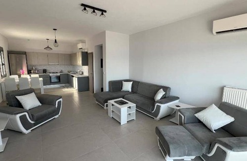 Theologos House | 104 m² House ∙ 3 bedrooms ∙ 6 guests