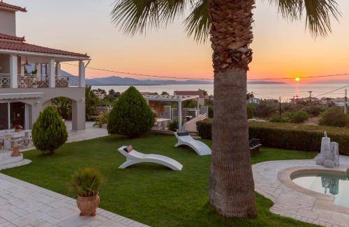 Chalcis Villa | 107 m² Villa ∙ 2 bedrooms ∙ 7 guests