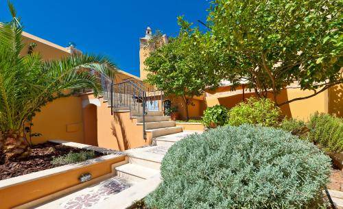 Old Town Resort | 110 m² Resort ∙ 3 bedrooms ∙ 6 guests