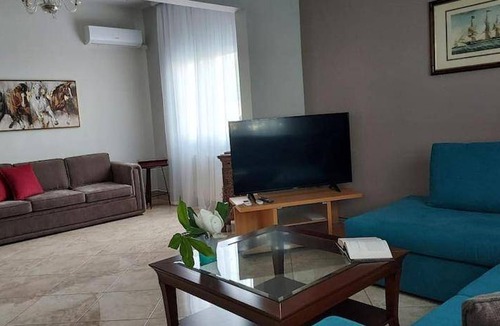 Volos City Centre Villa | 110 m² Villa ∙ 2 bedrooms ∙ 8 guests