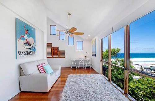 Tugun House | 12 m² House ∙ 5 bedrooms ∙ 12 guests