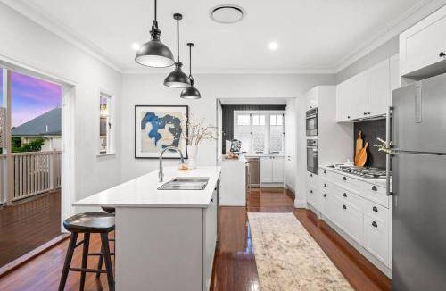Greenslopes House | 120 m² House ∙ 2 bedrooms ∙ 4 guests