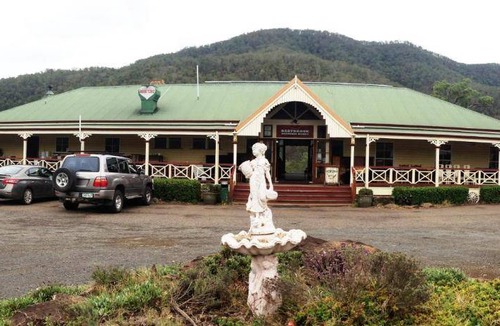 Tregony Resort | 120 m² Resort ∙ 3 bedrooms ∙ 8 guests