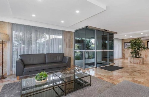 Main Beach Apartment | 120 m² Serviced apartment ∙ 3 bedrooms ∙ 6 guests