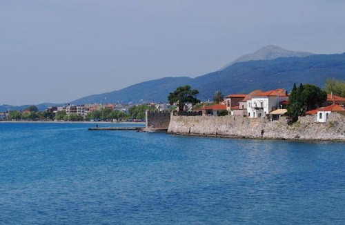 Nafpaktos Villa | 128 m² Villa ∙ 3 bedrooms ∙ 8 guests