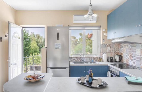Kato Sounion Apartment | 130 m² Apartment ∙ 3 bedrooms ∙ 8 guests