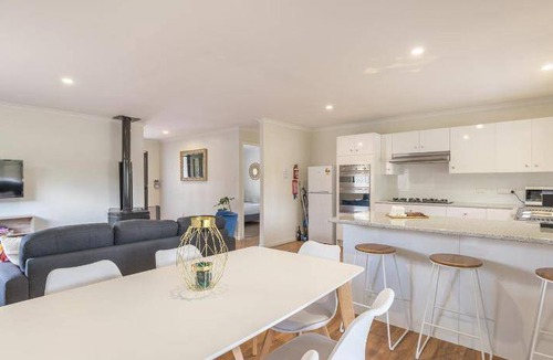 Stanthorpe House | 130 m² House ∙ 3 bedrooms ∙ 6 guests