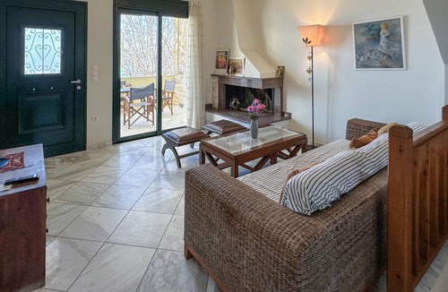 Diakofto House | 130 m² House ∙ 3 bedrooms ∙ 6 guests